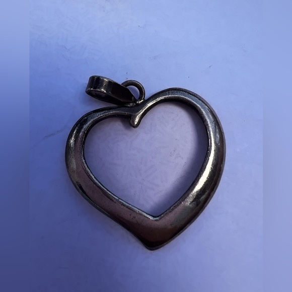 925 Sterling Silver Vintage Mexico Open Heart heavy Pendant 7 grams 1.25 - Picture 5 of 5